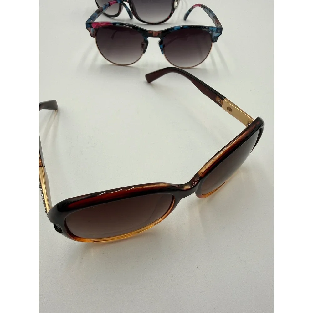 Unbranded Sunglasses Bundle Women OS Multicolor Good Casual Fashion 3 Pairs